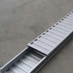 安装电缆桥架有哪些注意事项？南宁电缆桥架生产厂家揭秘